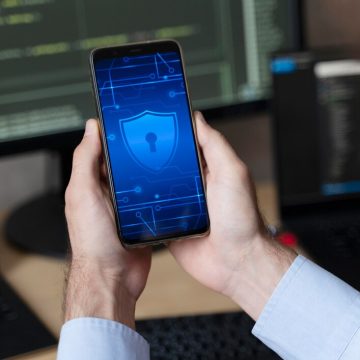 Jak skuteczna ochrona antywirusowa dla urządzeń mobilnych może zabezpieczyć Twoje dane osobiste