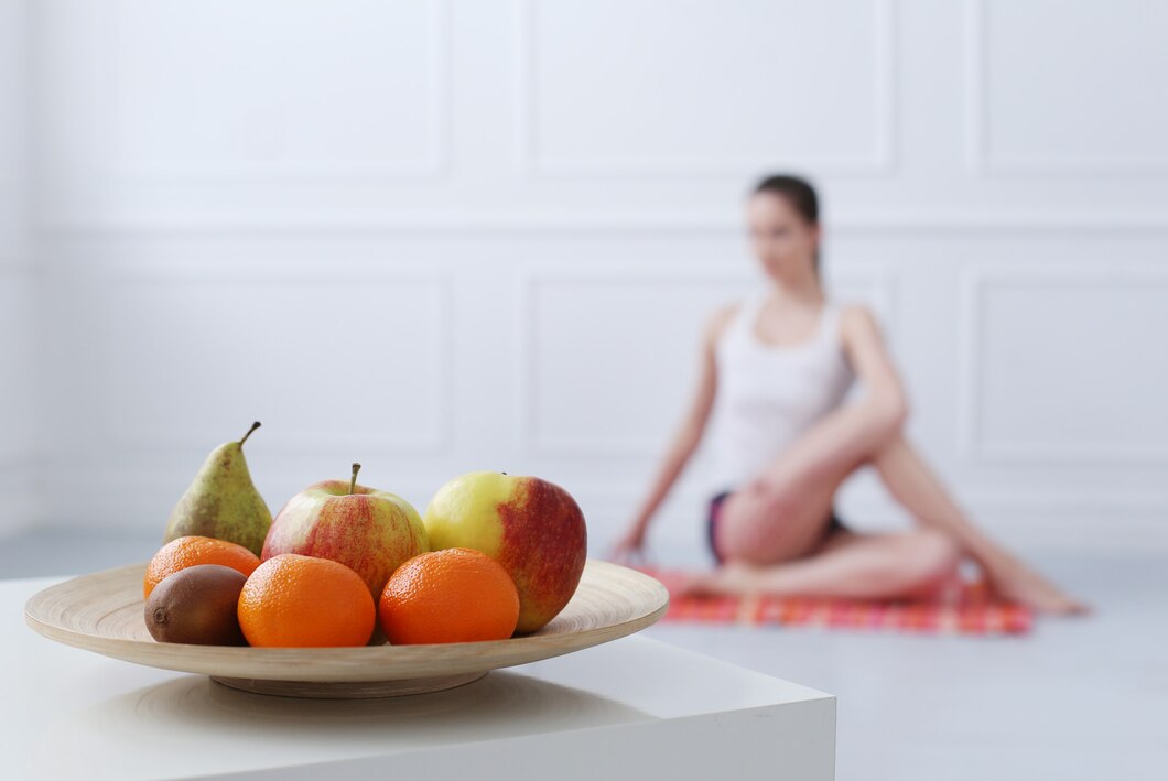 Jak praktyka jogi i dieta na bazie owoców mogą poprawić twoje samopoczucie